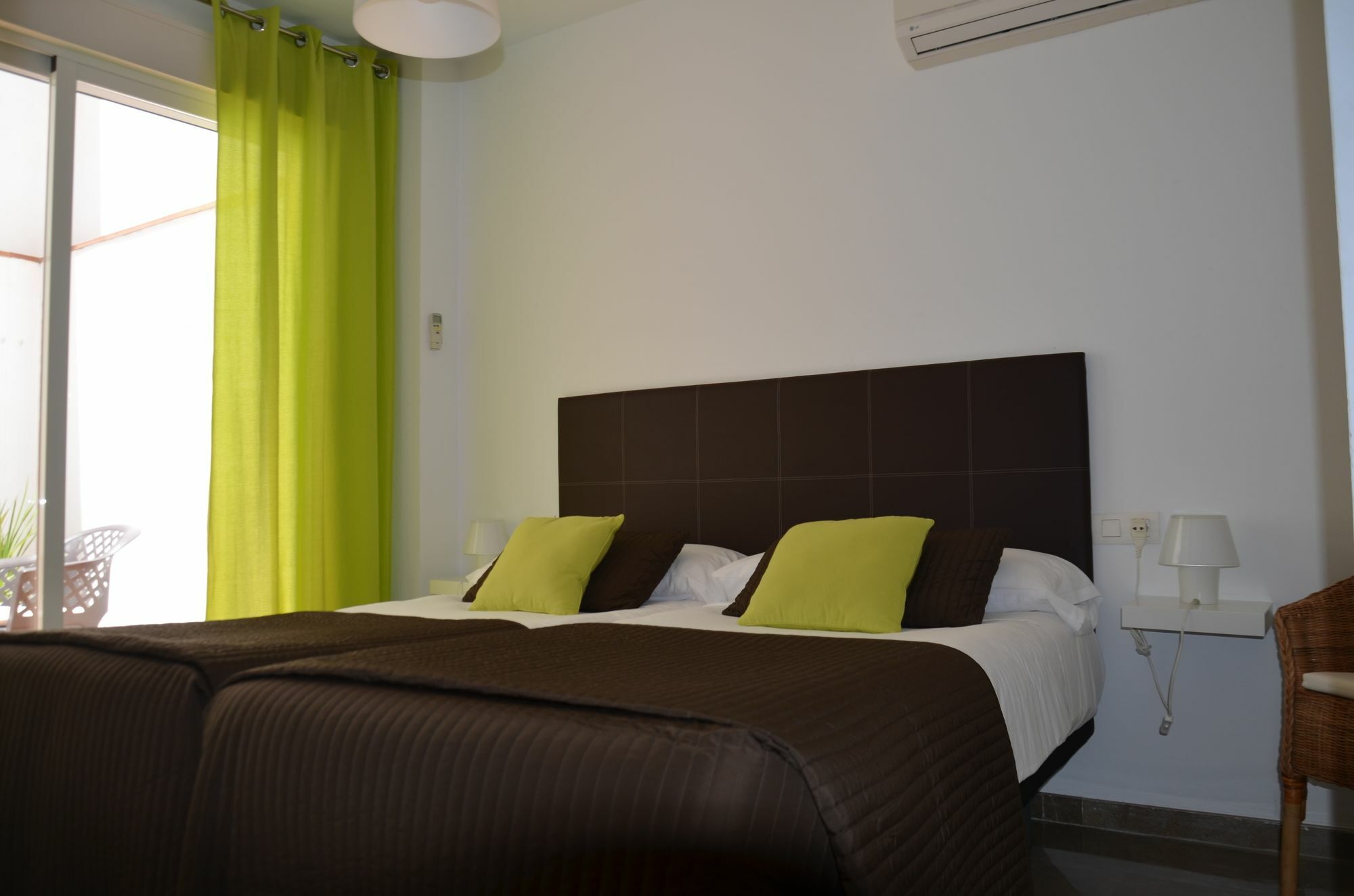 Apartamentos San Isidro 44 Granada Bagian luar foto